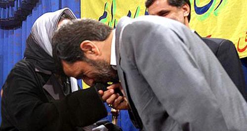 عکس مادر چاوز و احمدی نژاد
