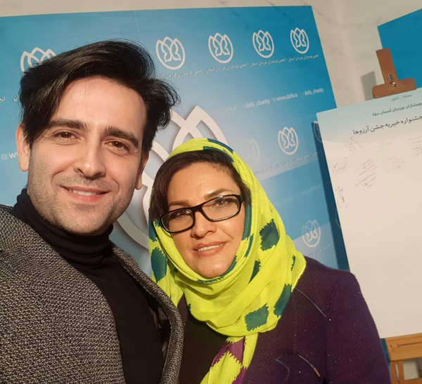 عکس امیرحسین ارمان همراه با همسرش