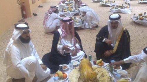عکس غذا نگذاریم