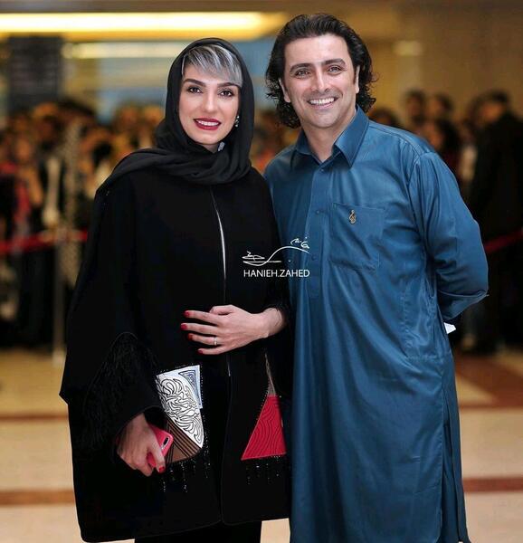 عکس امین زندگانی با خانواده