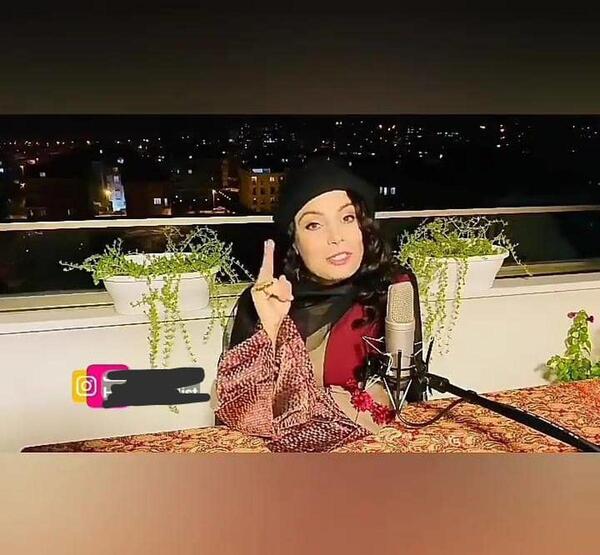 عکس با حجاب صبا راد