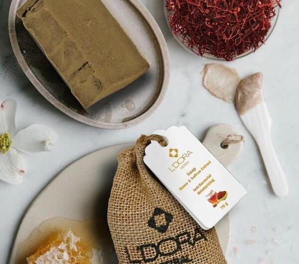 عکس صابون عسل زعفران