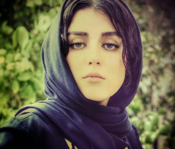 عکس های لو رفته ی افسانه پاکرو