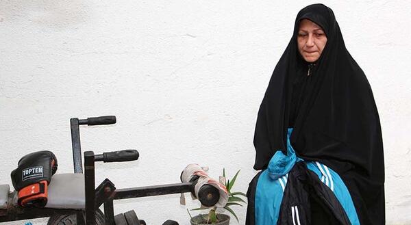 عکس خواهر شهید بابک نوری