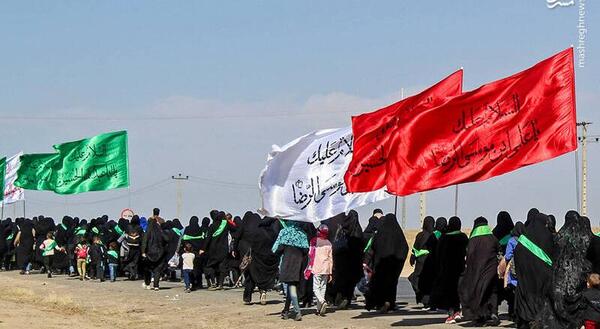 عکس پیاده روی خانوادگی مشهد مقدس
