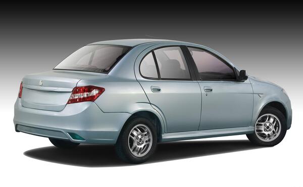 عکس ماشین ساینا طوسی
