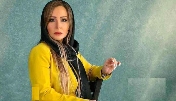 عکس های سیگار کشیدن پرستو صالحی