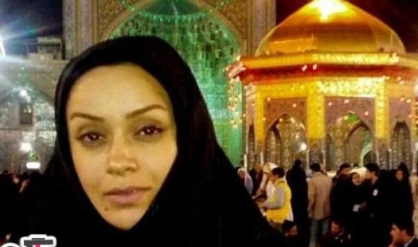 عکس الهام چرخنده در آوای باران