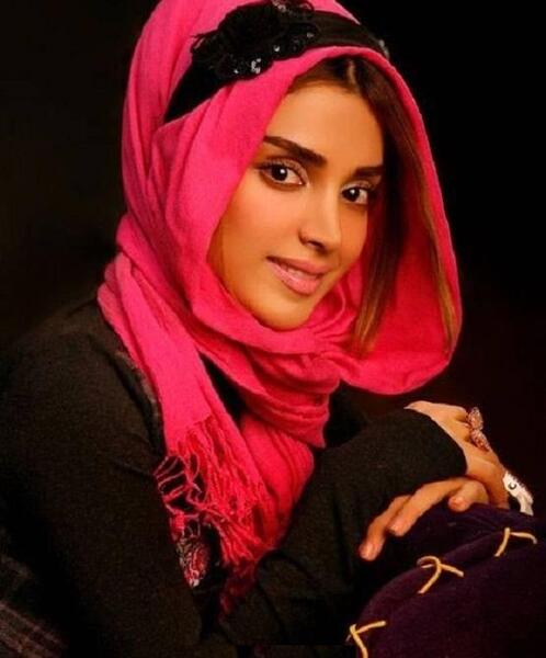 عکس تصاویر الهه حصاری در سریال در حاشیه