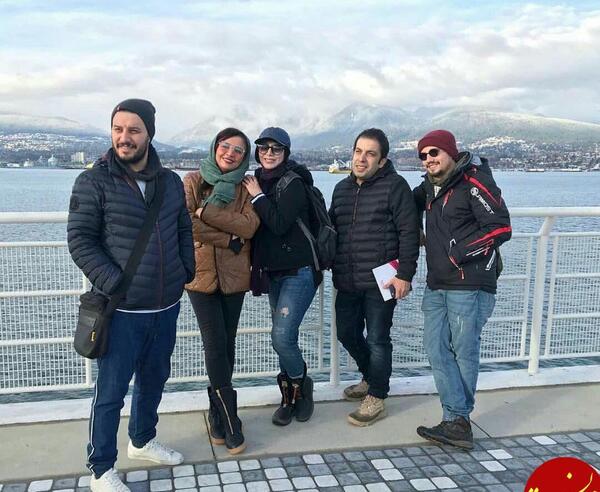 عکس جواد عزتی با فرزندش