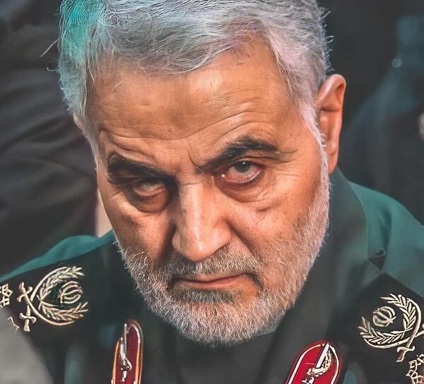 عکس سردار سلیمانی برای صفحه گوشی