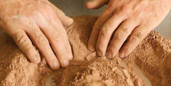 عکس خاک رس قهوه ای
