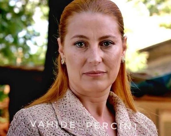 عکس عزیز جون در سریال روزگارانی در چوکوروا