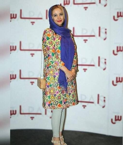 عکس الناز حبیبی کفش