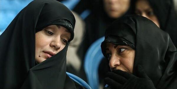عکس الهام چرخنده بدون روسری