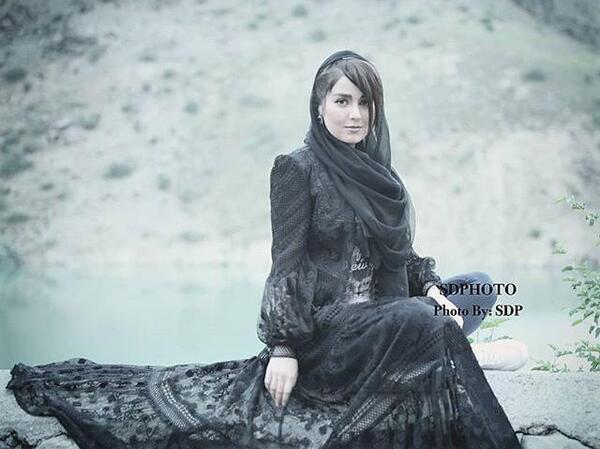 عکس افسانه پاکرو و خواهرش سعیده