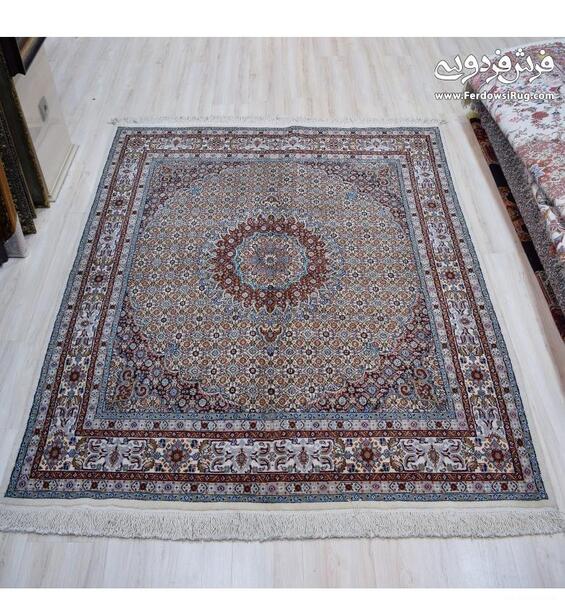 عکس فرش ریز ماهی