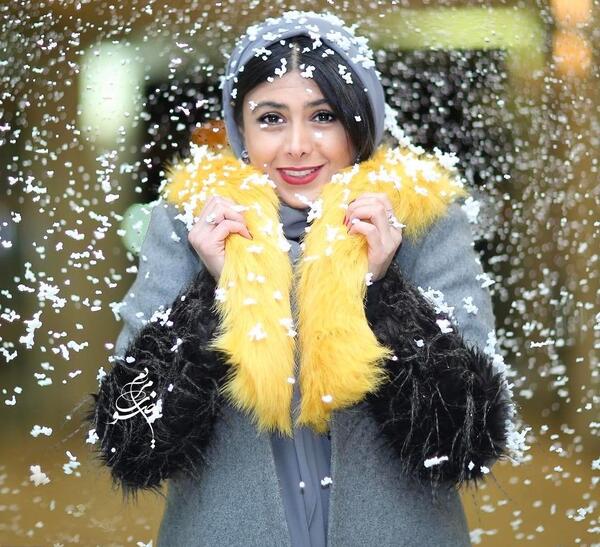 عکس آزاده صمدی در فیلم خوب بد جلف