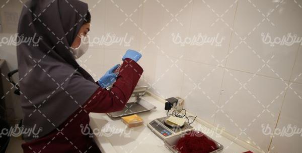 دانلود عکس زعفران نگین