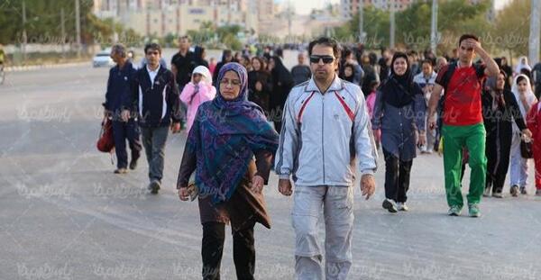 عکس همایش پیاده روی خانوادگی