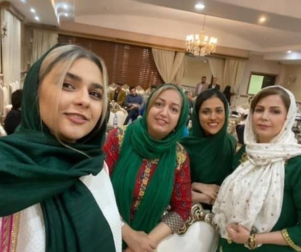 عکس مینو آذرمگین