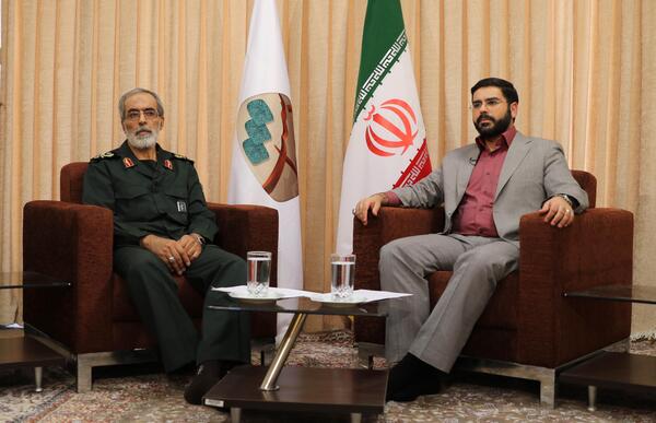عکس تیم حفاظت رهبری