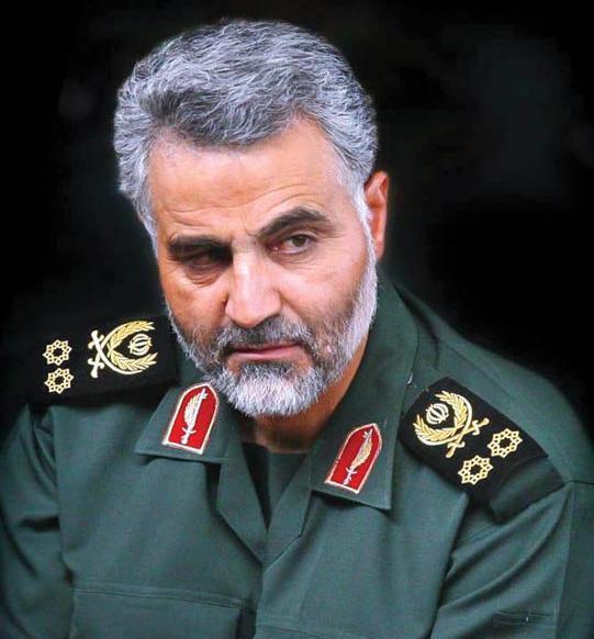 عکس حاج قاسم سلیمانی با لباس نظامی