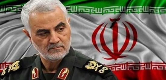 عکس حاج قاسم سلیمانی با لباس نظامی