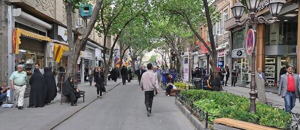 عکس سنگ فرش ولیعصر تبریز