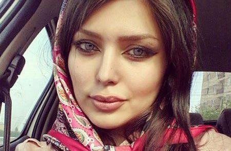 عکس دختر خوشتیپ مانتویی