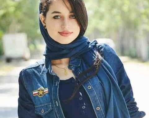عکس دختر خوشتیپ مانتویی