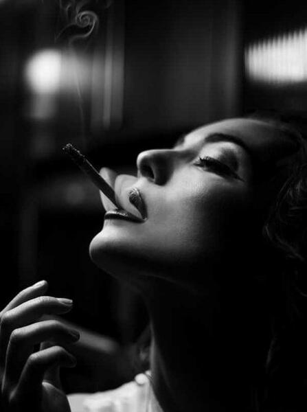 عکس پروفایل دخترونه خفن برای اینستا