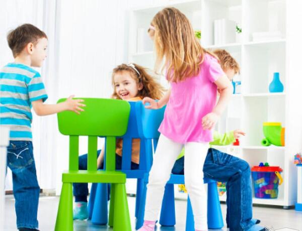 عکس بازی صندلی داغ