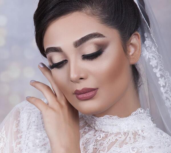 عکس عروس صورتگرماه