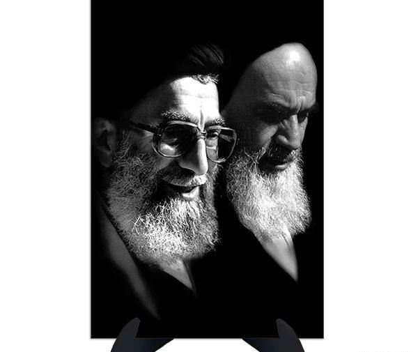 عکس سیاه سفید رهبر