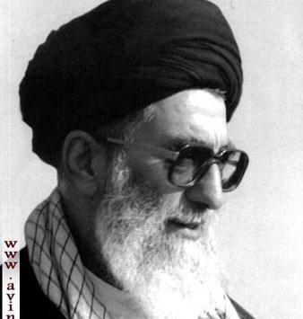 عکس سیاه سفید رهبر