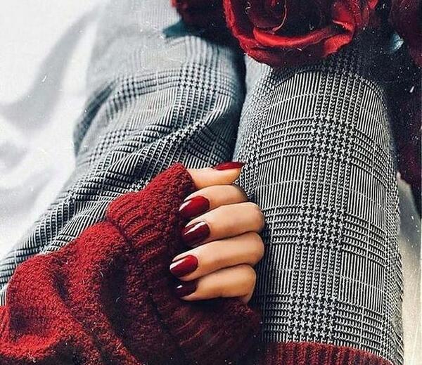 عکس پروفایل سیاه سفید لاکچری دخترونه