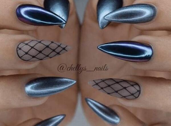 عکس ساعت آینه ای