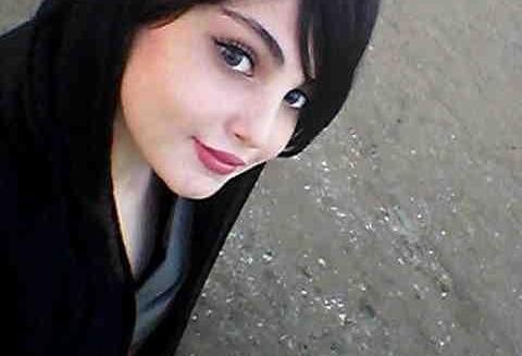 عکس دختر فیک صورتی