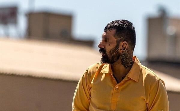 عکس وحید مرادی با سگش