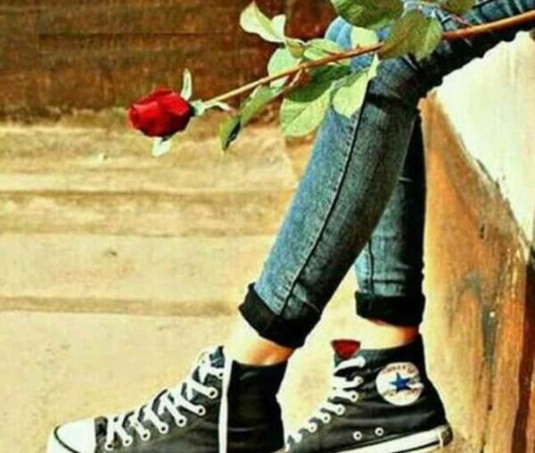 عکس کفش پسرانه برای پروفایل
