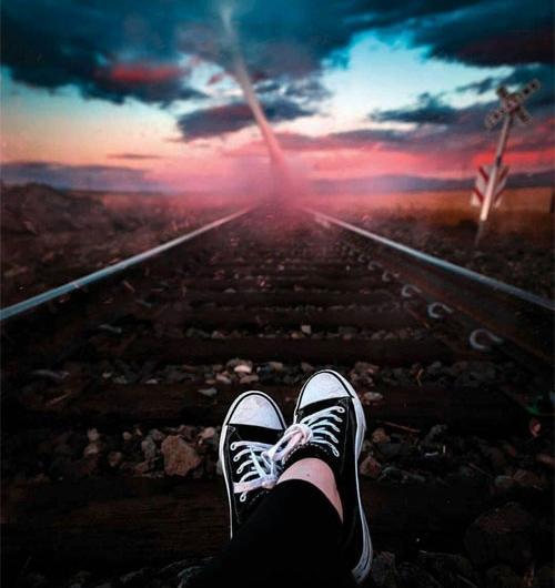عکس پا برای پروفایل پسرانه