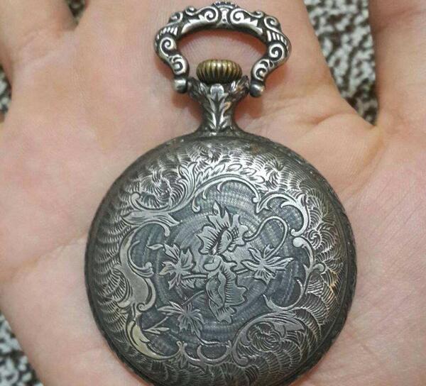 عکس ساعت جیبی قدیمی