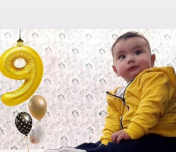عکس ماهگرد با بادکنک