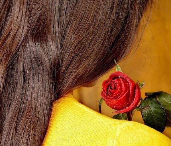عکس غمگین دختر و گل
