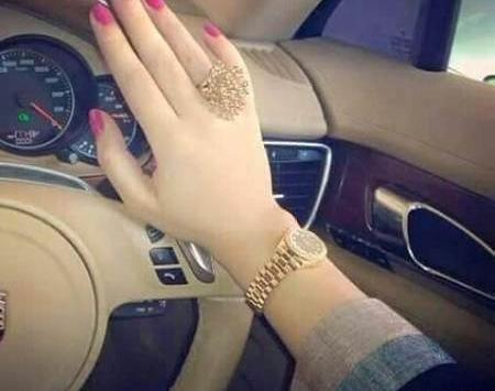 عکس نقاشی دختر لاکچری