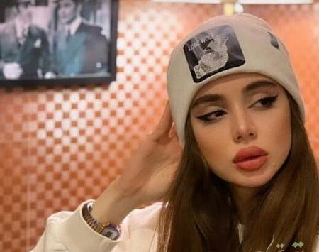 عکس ناخن های نیکا فلاحی