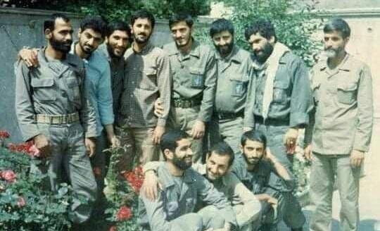 عکس حاج قاسم سلیمانی و همرزمان شهیدش