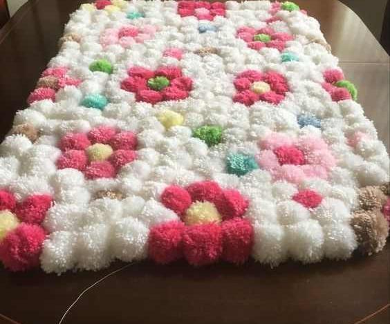 عکس طرح فرشینه با کاموا