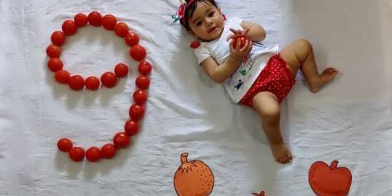 عکس ماهگرد با موز